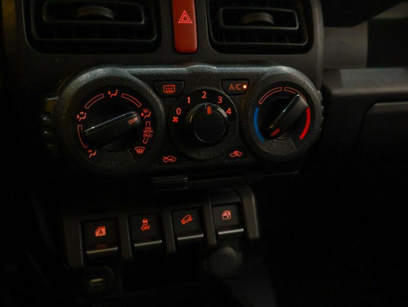 Suzuki Jimny vaihtoauto