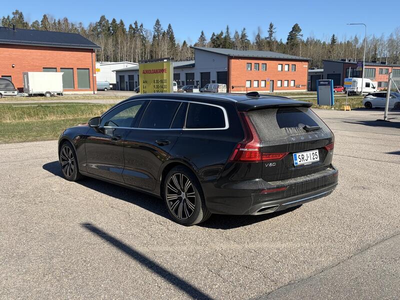 Volvo V60 vaihtoauto