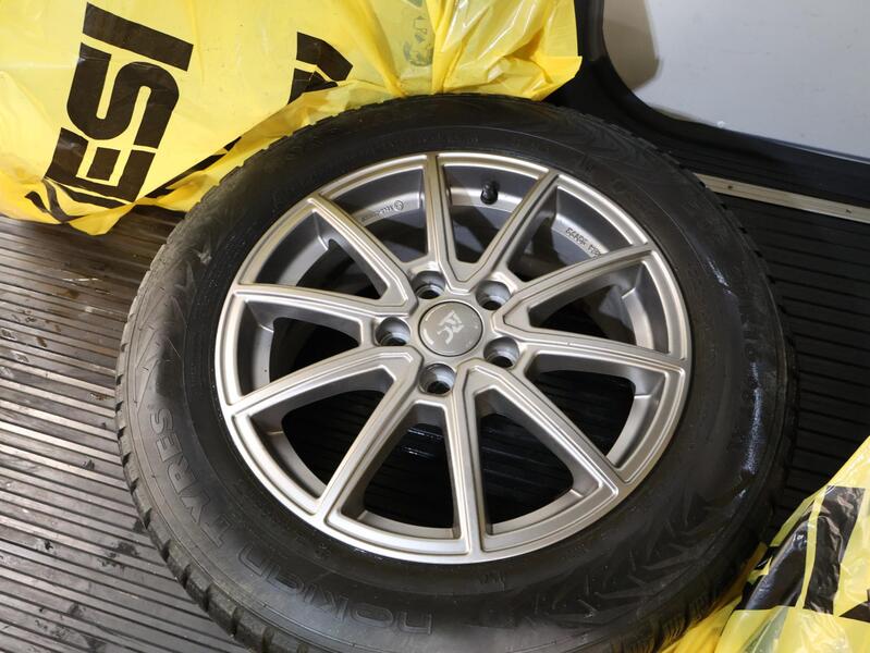 Ford Transit Connect vaihtoauto