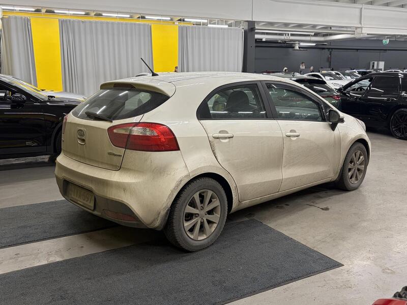 Kia Rio vaihtoauto