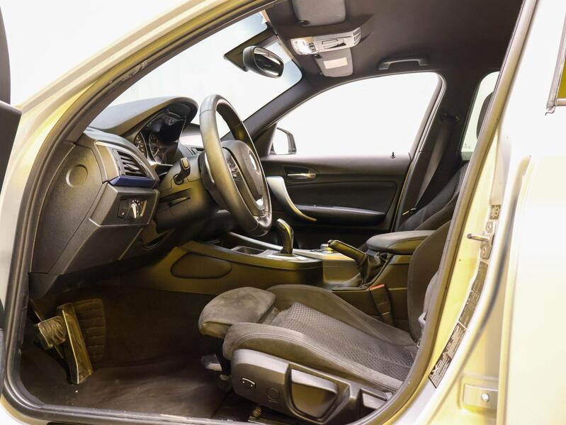 BMW M135i vaihtoauto