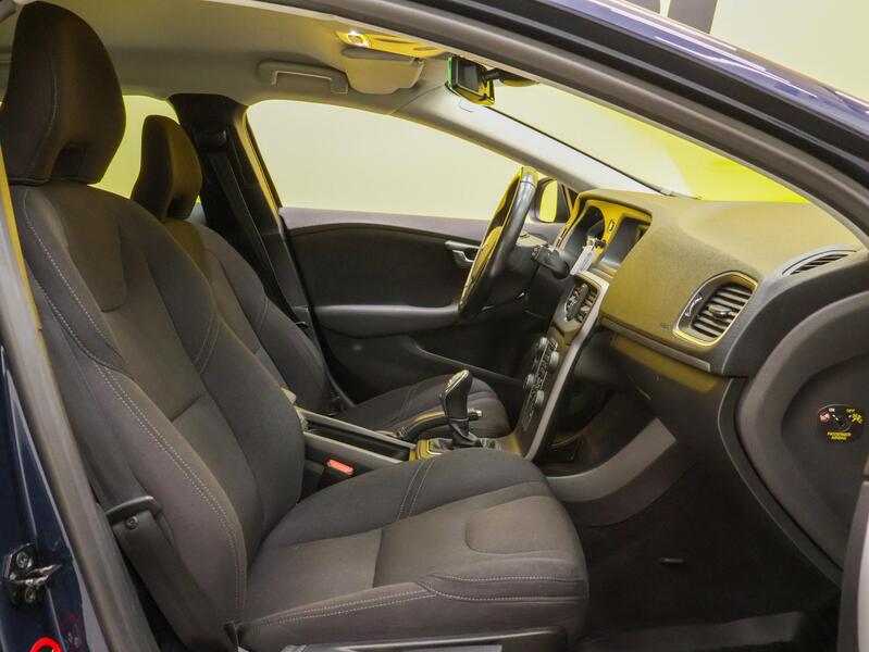 Volvo V40 vaihtoauto