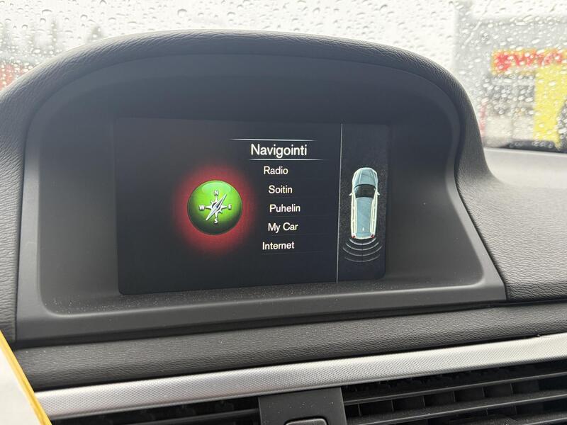 Volvo V70 vaihtoauto