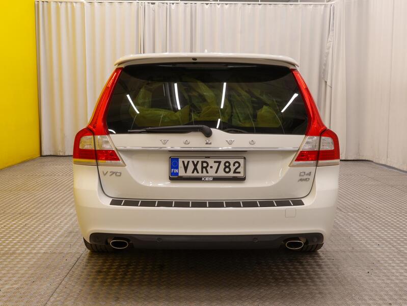 Volvo V70 vaihtoauto