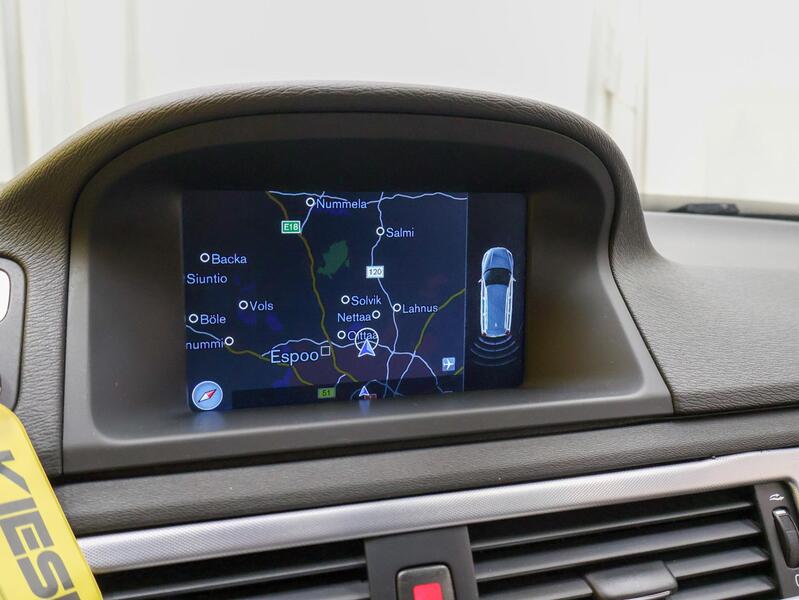 Volvo V70 vaihtoauto