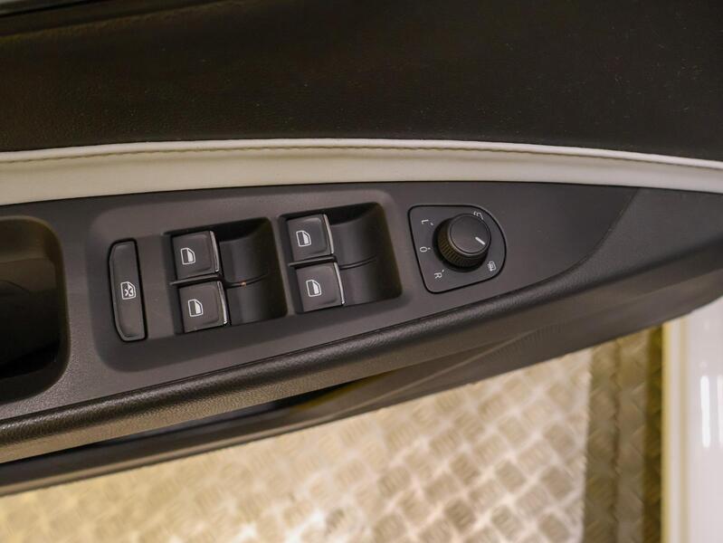 SEAT Leon vaihtoauto