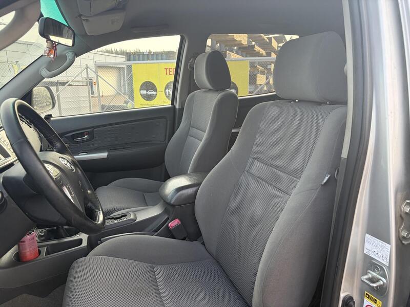 Toyota Hilux vaihtoauto