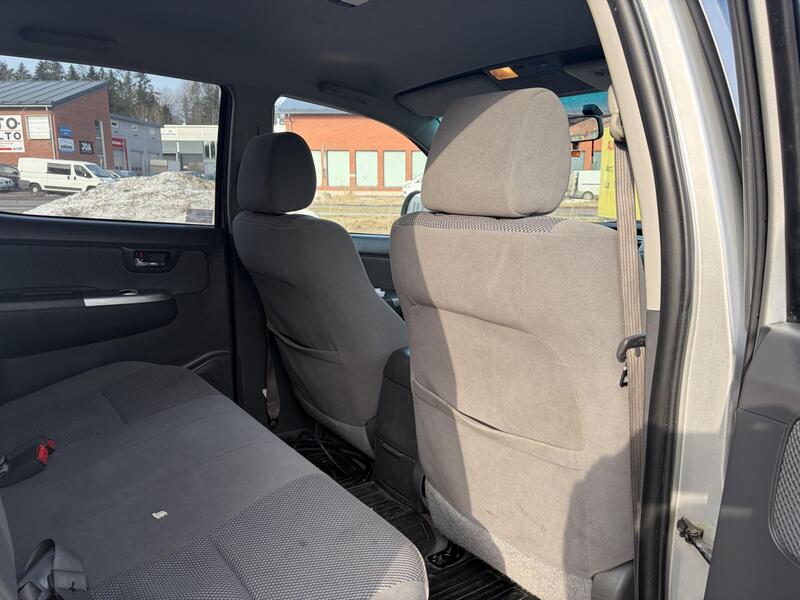 Toyota Hilux vaihtoauto