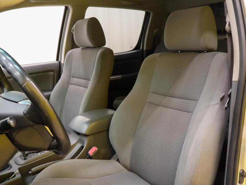 Toyota Hilux vaihtoauto