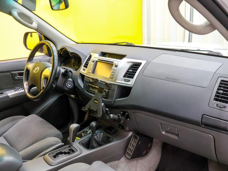 Toyota Hilux vaihtoauto