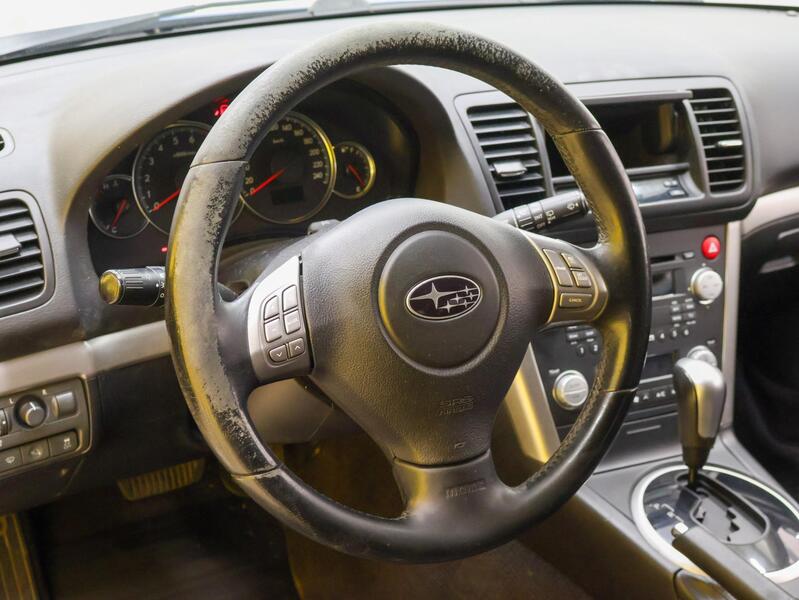 Subaru Legacy vaihtoauto