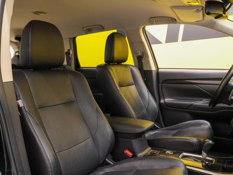 Mitsubishi Outlander vaihtoauto