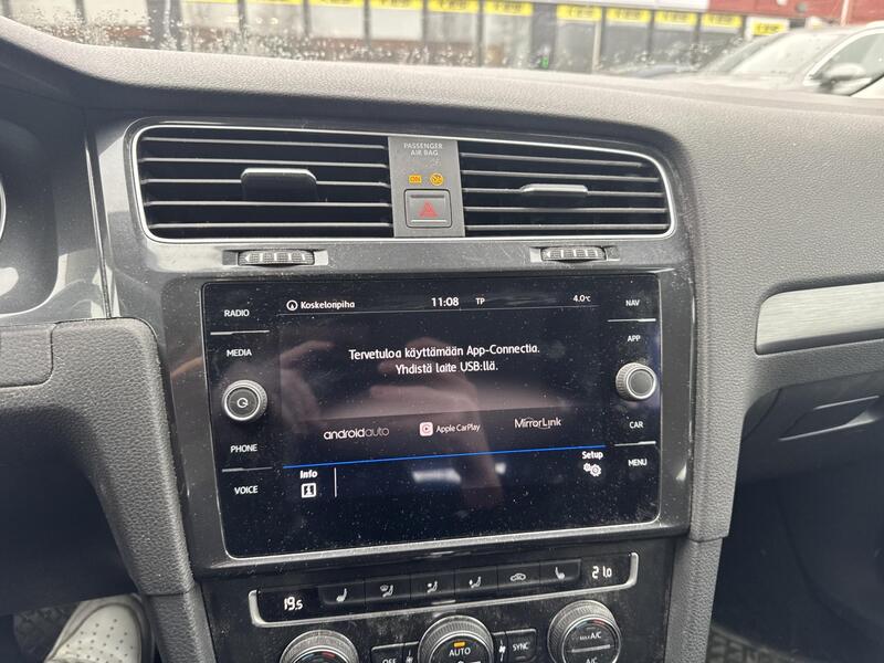 Volkswagen Golf vaihtoauto