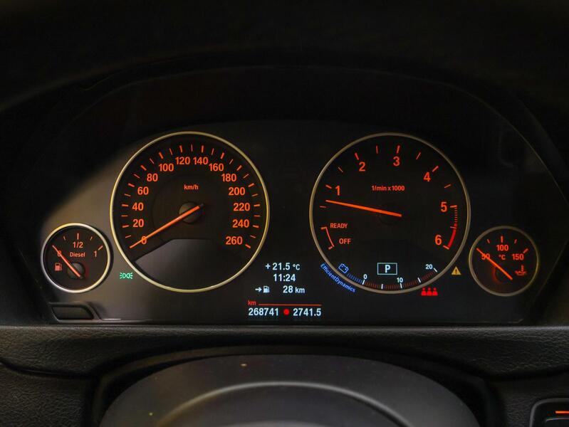 BMW 330 vaihtoauto