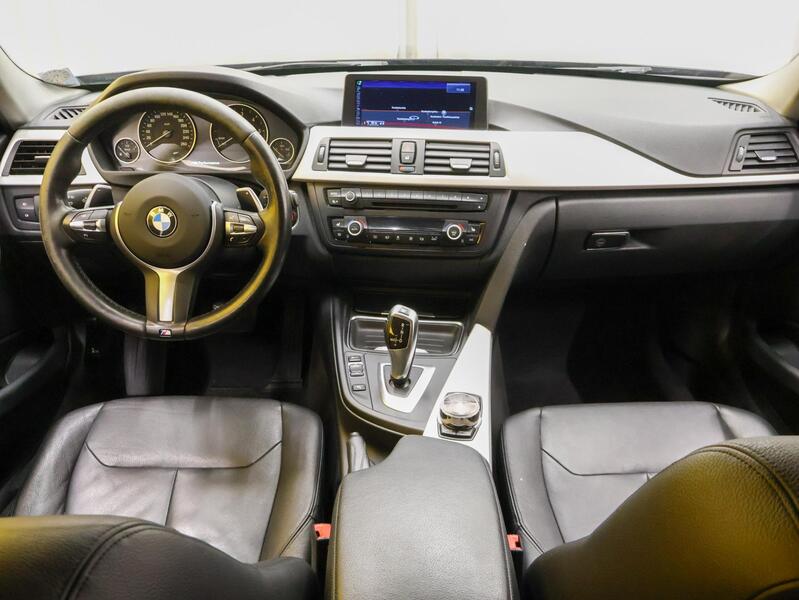 BMW 330 vaihtoauto