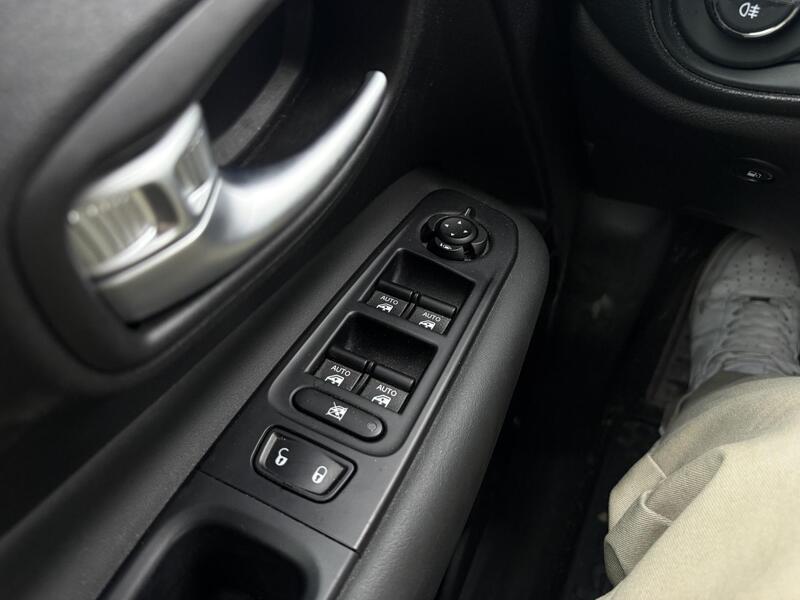 Jeep Renegade vaihtoauto