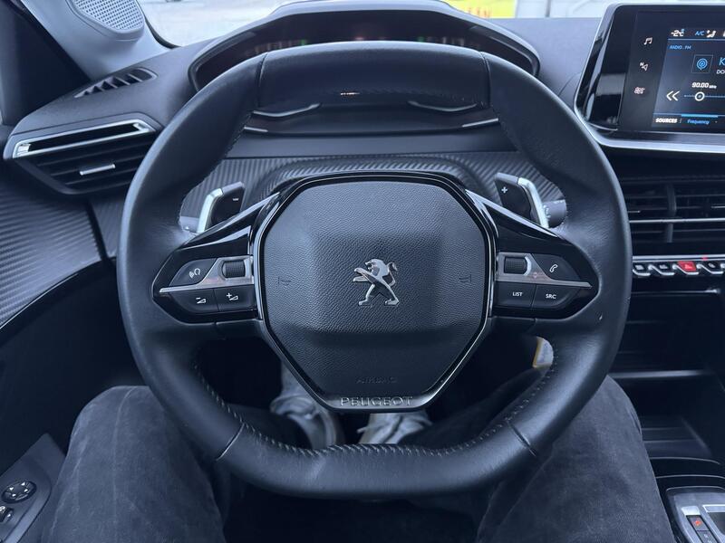 Peugeot 208 vaihtoauto