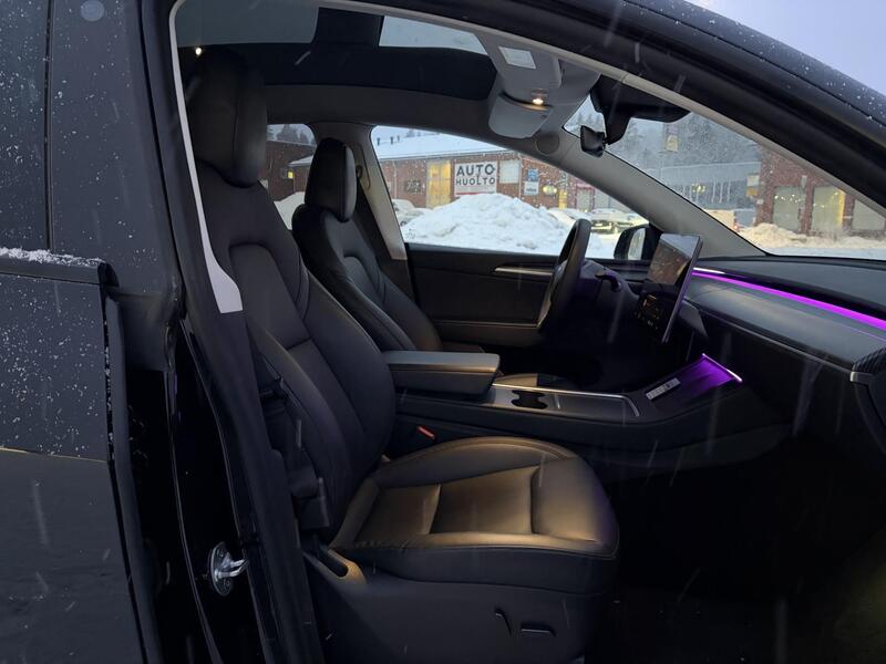 Tesla Model Y vaihtoauto