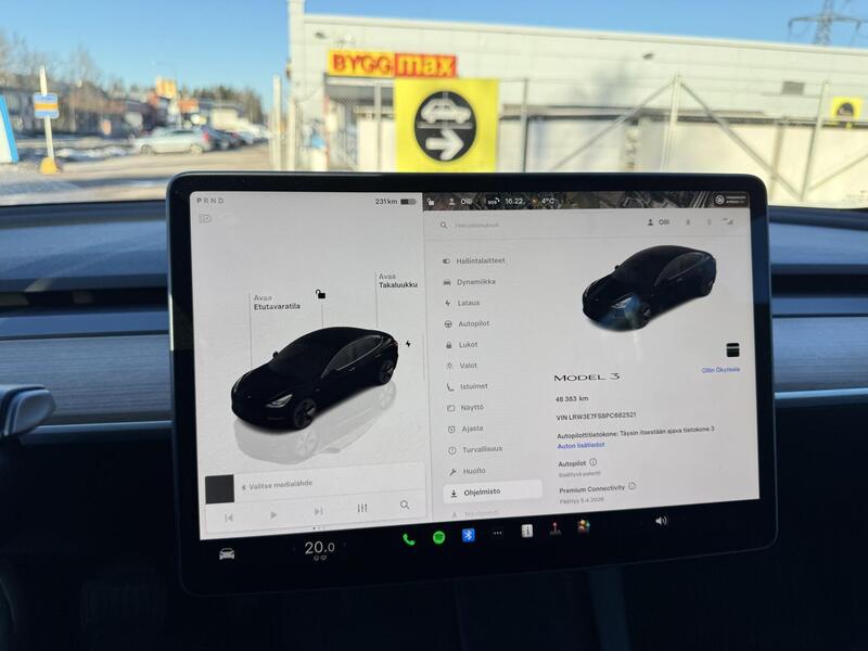 Tesla Model 3 vaihtoauto