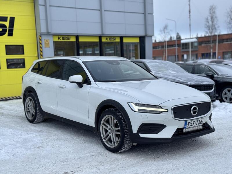Volvo V60 Cross Country vaihtoauto