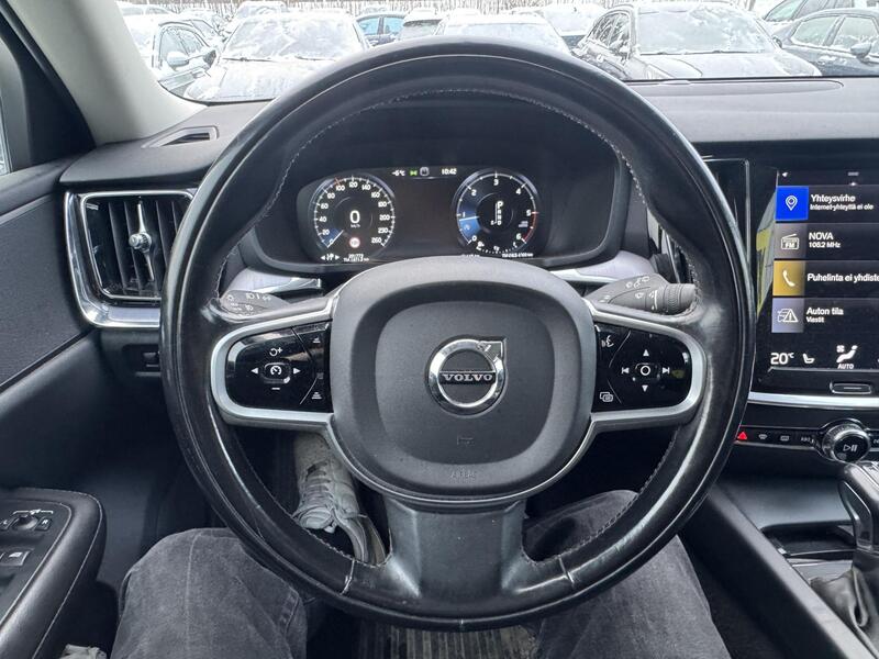 Volvo V60 Cross Country vaihtoauto