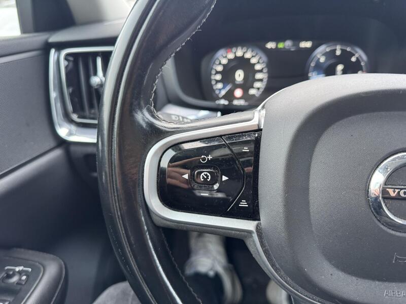 Volvo V60 Cross Country vaihtoauto