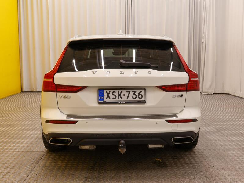 Volvo V60 Cross Country vaihtoauto