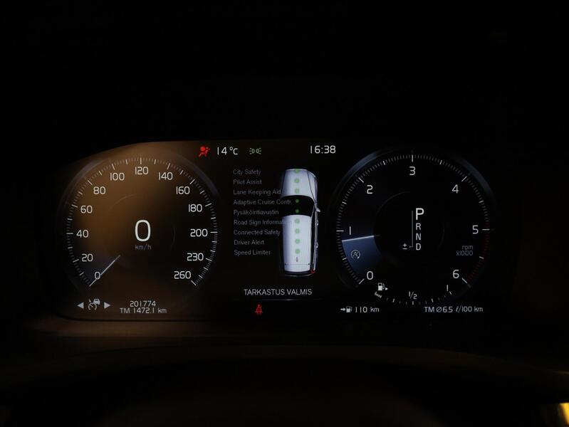 Volvo V60 Cross Country vaihtoauto