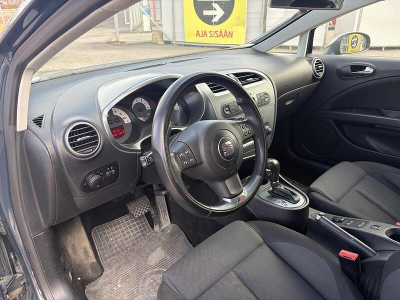 SEAT Leon vaihtoauto