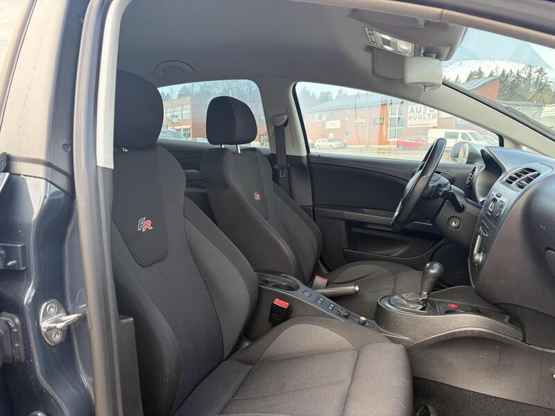 SEAT Leon vaihtoauto