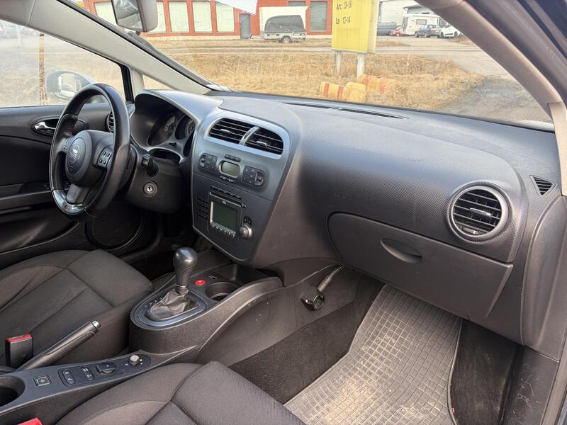 SEAT Leon vaihtoauto