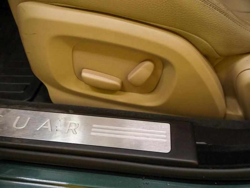 Jaguar XF vaihtoauto