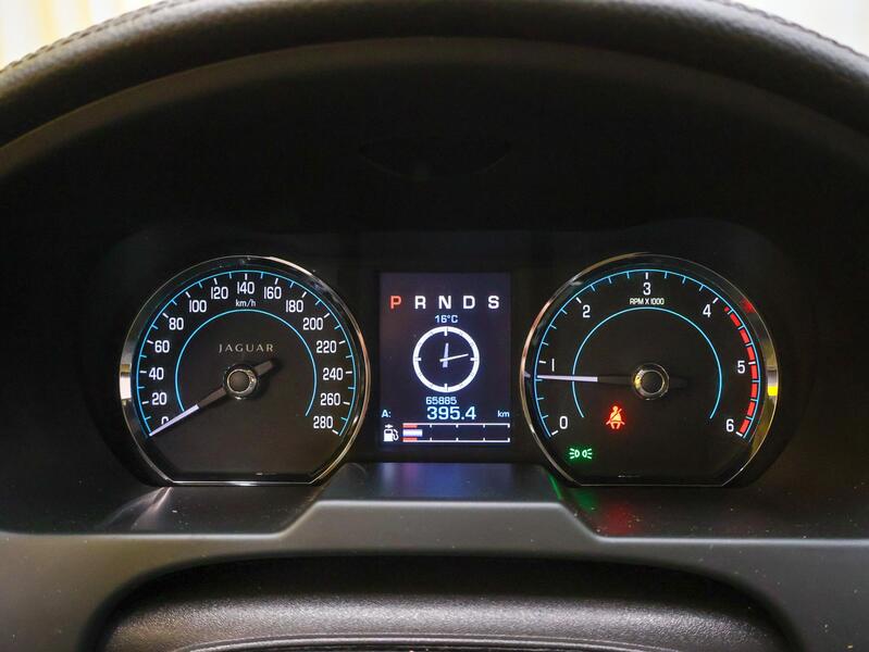 Jaguar XF vaihtoauto