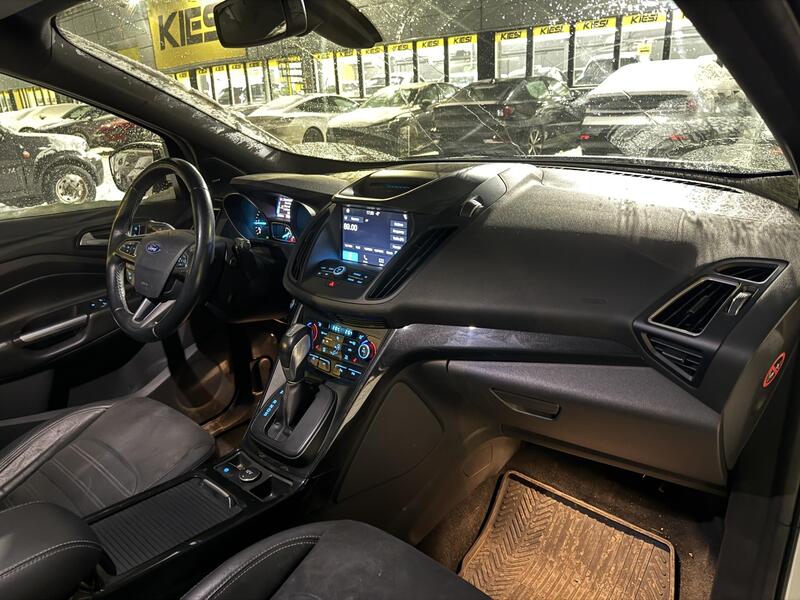 Ford Kuga vaihtoauto