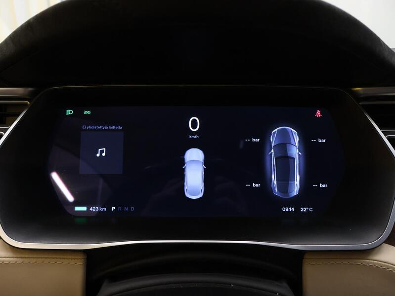 Tesla Model S vaihtoauto