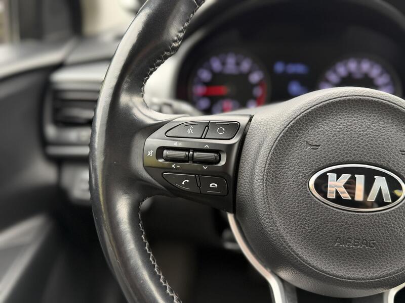 Kia Stonic vaihtoauto