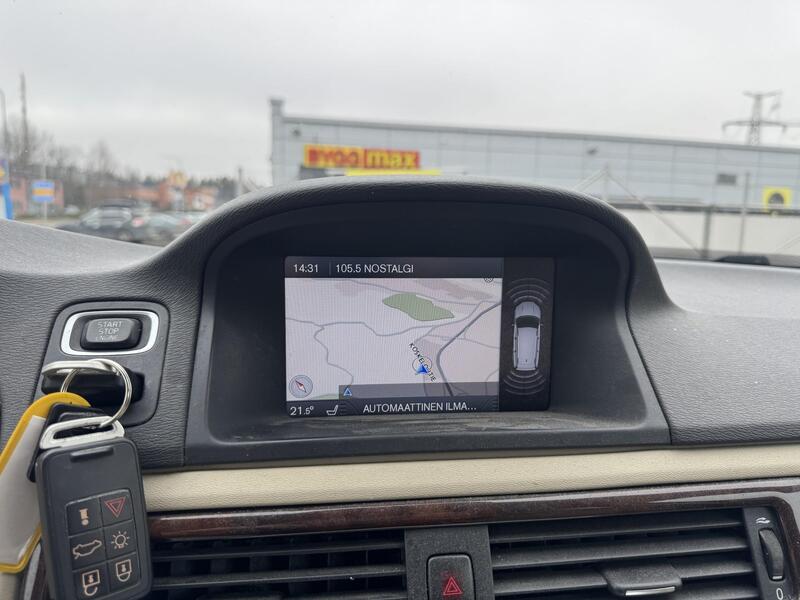 Volvo V70 vaihtoauto