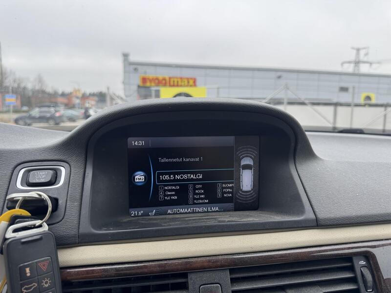 Volvo V70 vaihtoauto