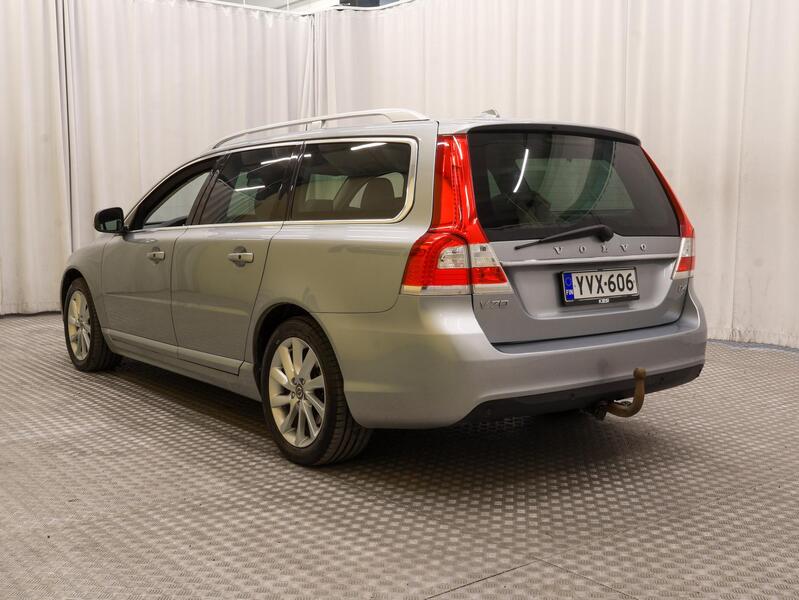 Volvo V70 vaihtoauto