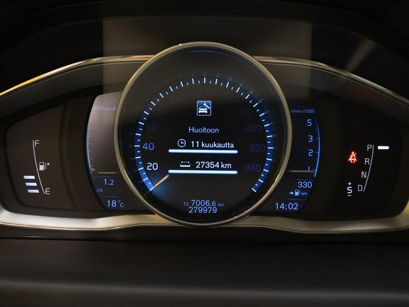 Volvo V70 vaihtoauto