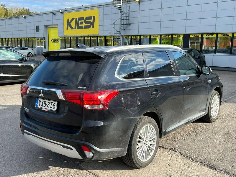 Mitsubishi Outlander PHEV vaihtoauto