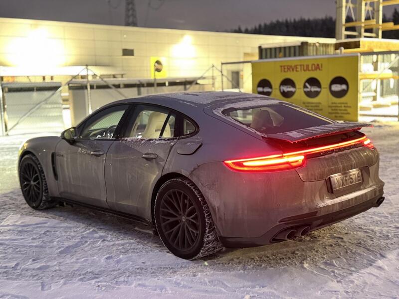 Porsche Panamera vaihtoauto