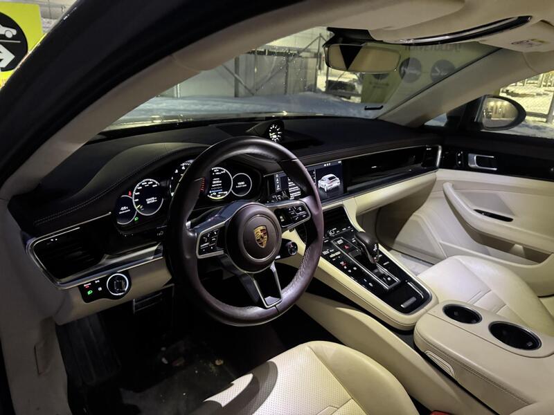 Porsche Panamera vaihtoauto