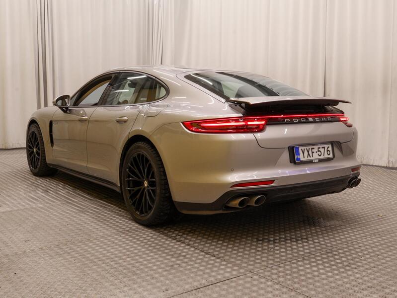 Porsche Panamera vaihtoauto