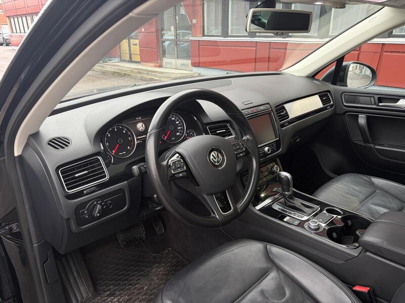 Volkswagen Touareg vaihtoauto