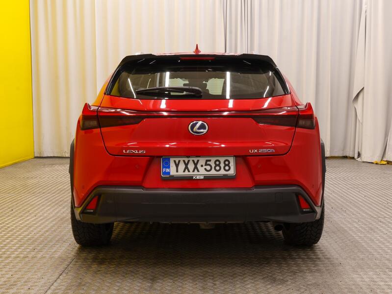Lexus UX vaihtoauto