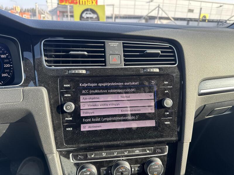 Volkswagen Golf vaihtoauto