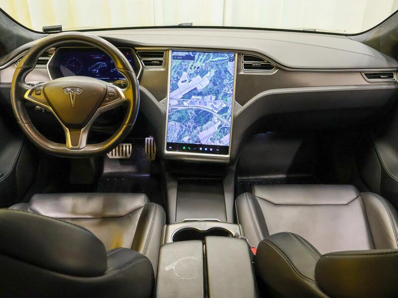 Tesla Model S vaihtoauto