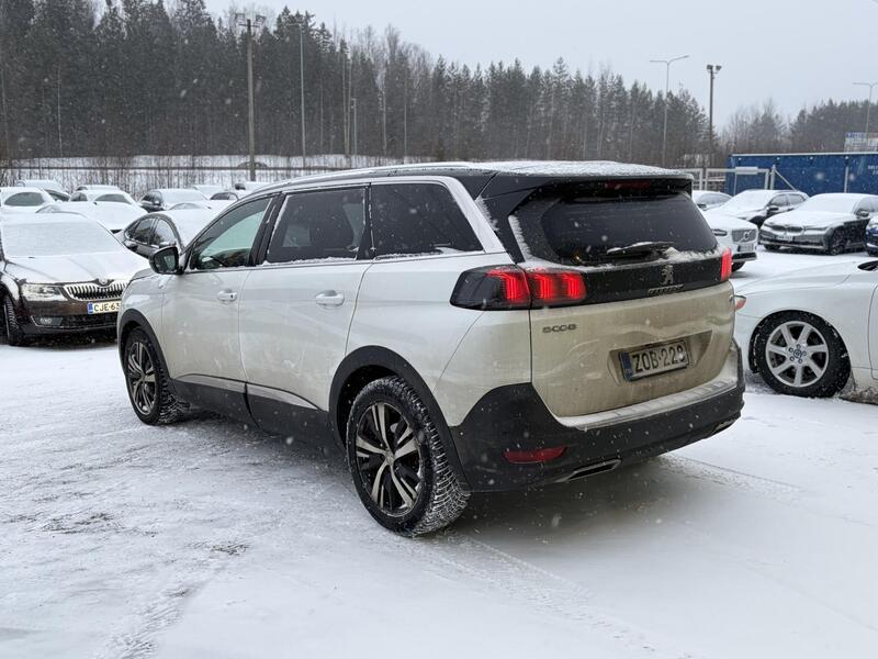 Peugeot 5008 vaihtoauto