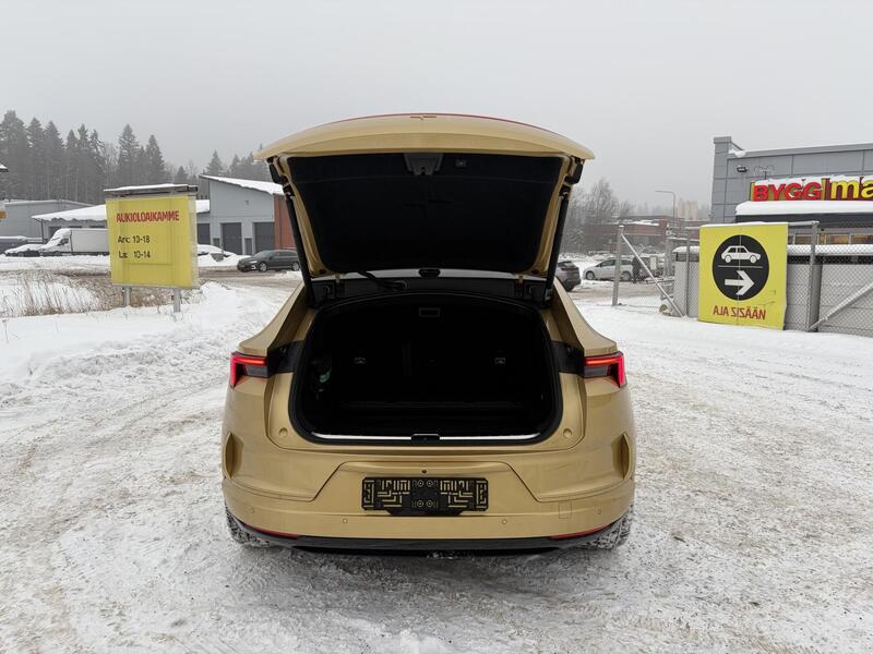 Polestar 4 vaihtoauto